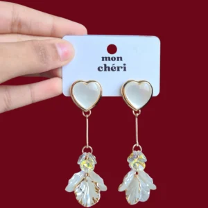 Hanging Mona Lisa Earrings